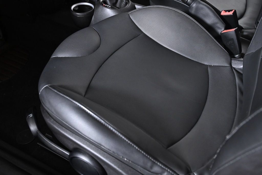 Used 2011 MINI Cooper Clubman S FWD image 23