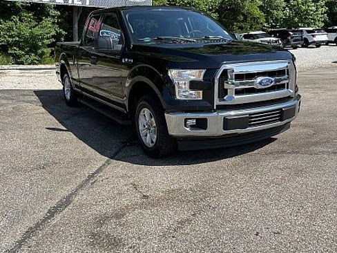 Used 2017 Ford F150 XLT w/ Trailer Tow Package RWD image 1