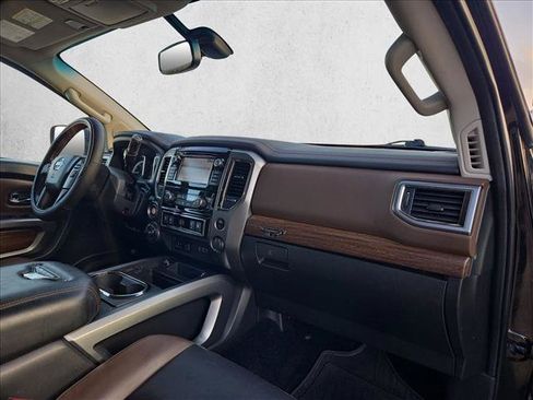 Used 2019 Nissan Titan Platinum Reserve w/ Platinum Utility Package AWD/4WD image 19