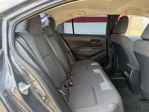 Used 2024 Toyota Corolla LE FWD image 30