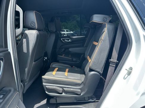 Used 2024 GMC Yukon AT4 w/ AT4 Premium Package AWD/4WD image 21