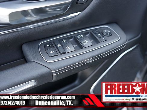 New 2023 RAM 1500 Laramie image 40