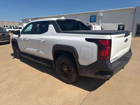 Used 2024 Chevrolet Silverado EV W/T AWD/4WD image 2