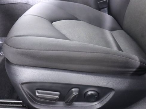 Used 2019 Toyota Camry LE FWD image 26