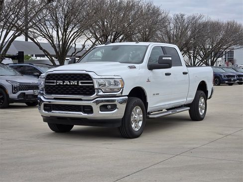 Used 2024 RAM 2500 Big Horn image 2