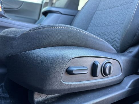 Used 2023 Chevrolet Equinox LT image 15