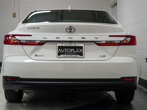 Used 2025 Toyota Camry LE FWD image 34