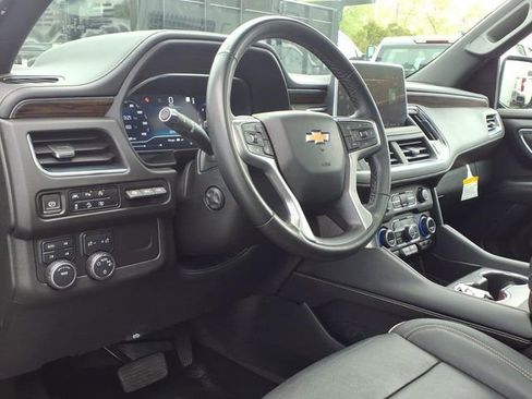 Used 2023 Chevrolet Tahoe Premier w/ Premium Package 2 AWD/4WD image 9