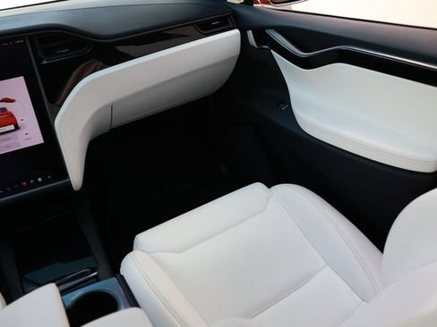 Used 2018 Tesla Model X 100D AWD/4WD image 25