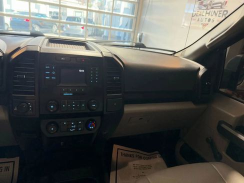 Used 2017 Ford F150 XL w/ Trailer Tow Package image 26