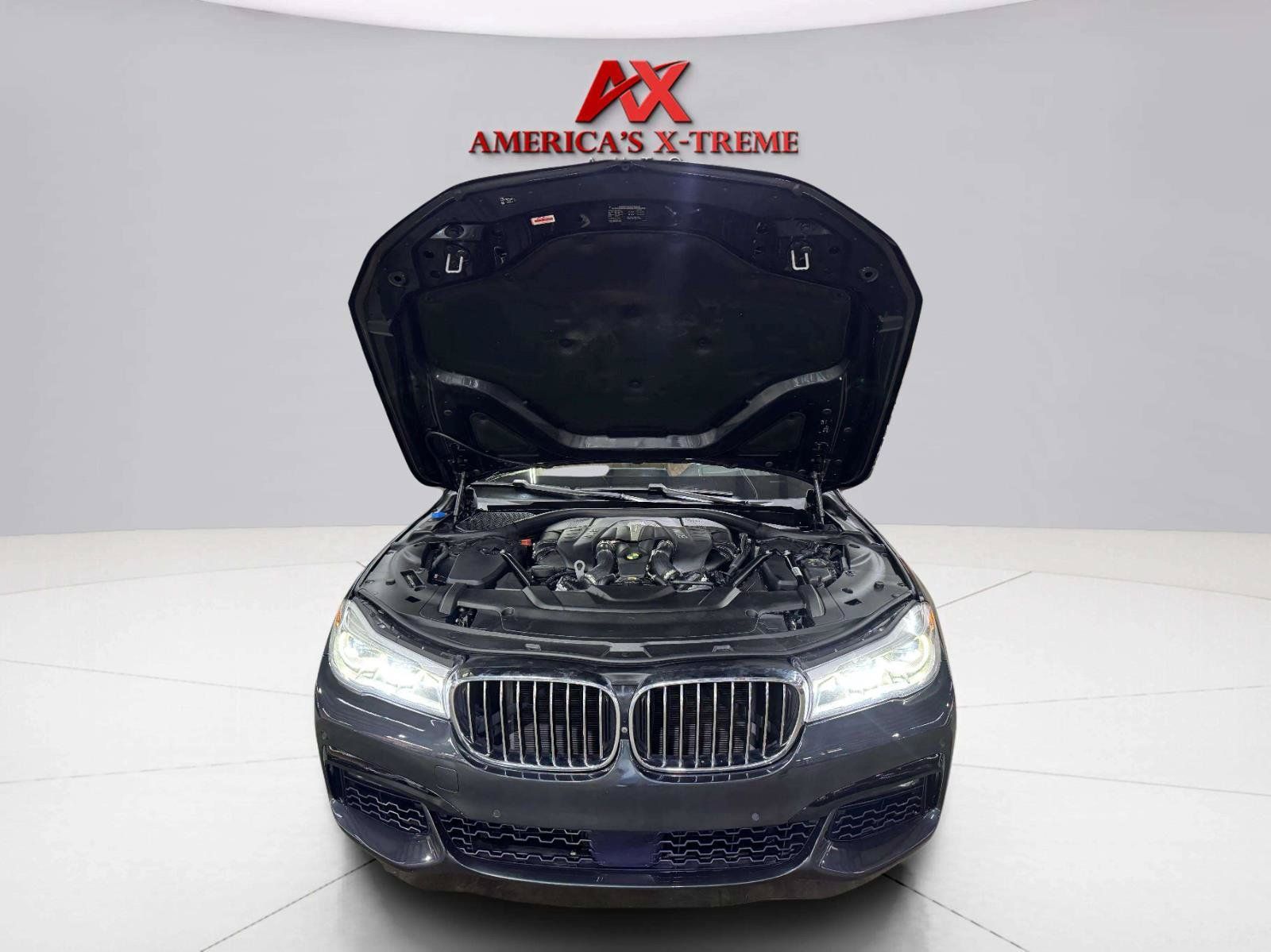 Used 2016 BMW 750i RWD image 61