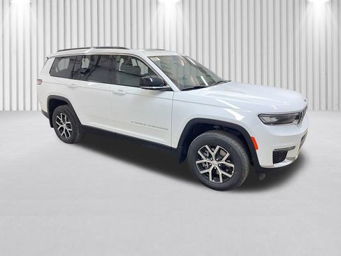New 2025 Jeep Grand Cherokee L Limited w/ Luxury Tech Group II image 2