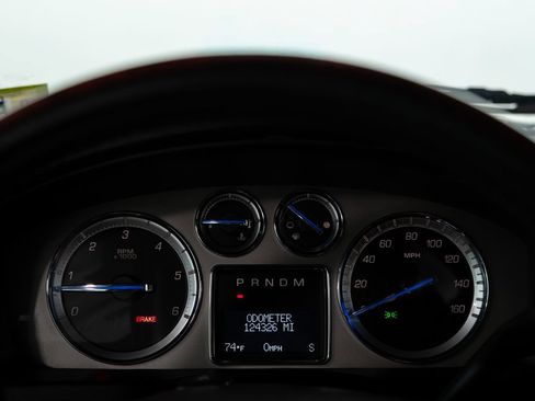 Used 2014 Cadillac Escalade Luxury AWD/4WD image 24