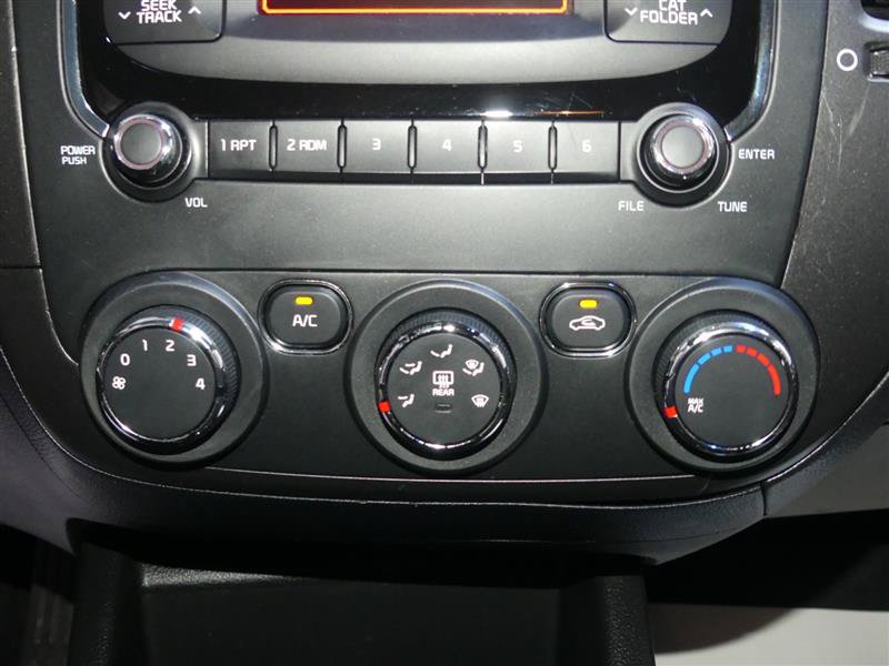 Used 2017 Kia Forte LX FWD image 36