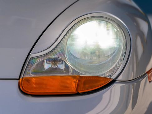Used 1999 Porsche Boxster RWD image 68