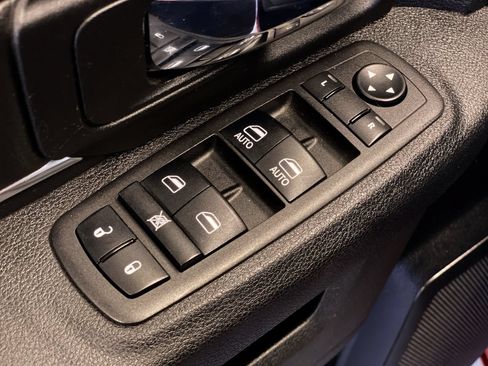 Used 2024 RAM 1500 Warlock RWD image 18