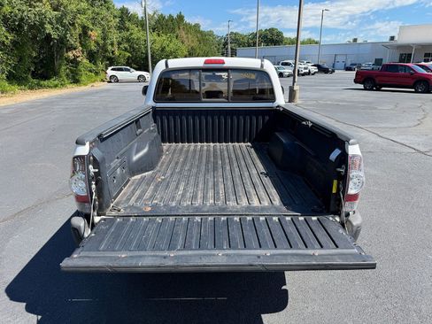 Used 2010 Toyota Tacoma 2WD Regular Cab image 8