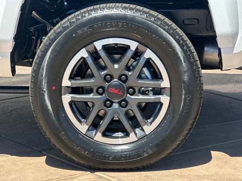 New 2026 Toyota Tacoma 4x4 Double Cab image 31