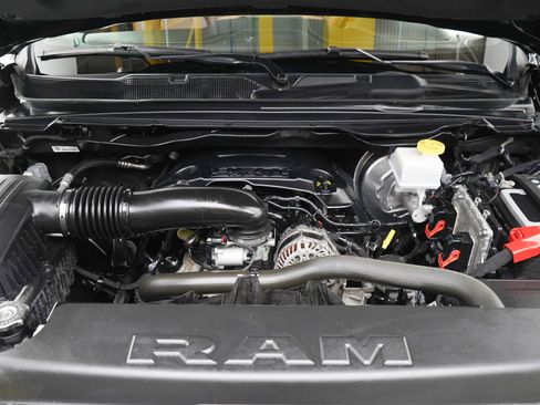 Used 2022 RAM 1500 Limited w/ Body-Colour Bumper Group AWD/4WD image 33