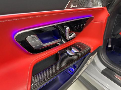 Used 2022 Mercedes-Benz SL 63 AMG SL 63 AMG image 8