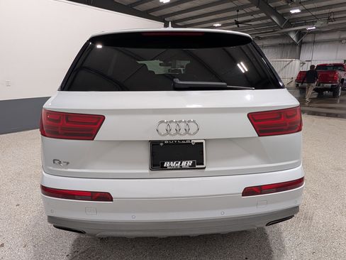 Used 2019 Audi Q7 3.0T Premium Plus w/ Premium Plus Package AWD/4WD image 9