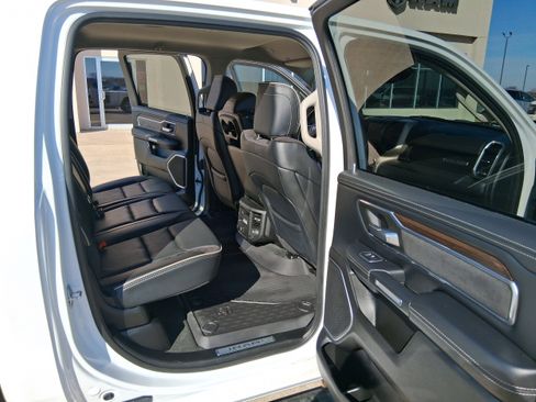 Used 2022 RAM 1500 Laramie image 20