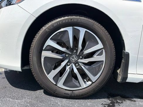 Used 2020 Honda Accord Touring image 12