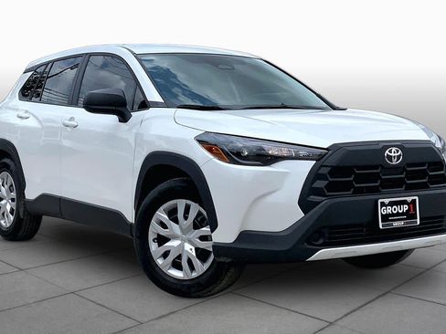 Used 2026 Toyota Corolla Cross L FWD image 3