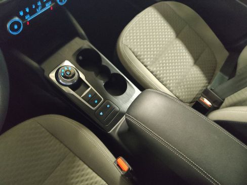 Used 2020 Ford Escape SE FWD image 26