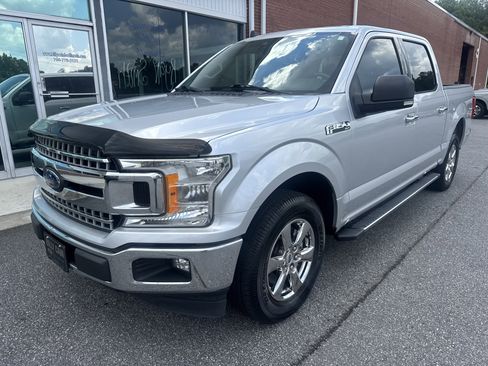 Used 2019 Ford F150 XLT w/ Equipment Group 302A Luxury RWD image 5
