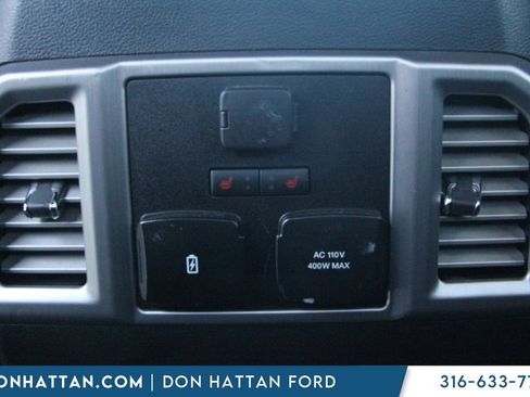 Used 2018 Ford F150 Platinum w/ Equipment Group 701A Luxury image 9