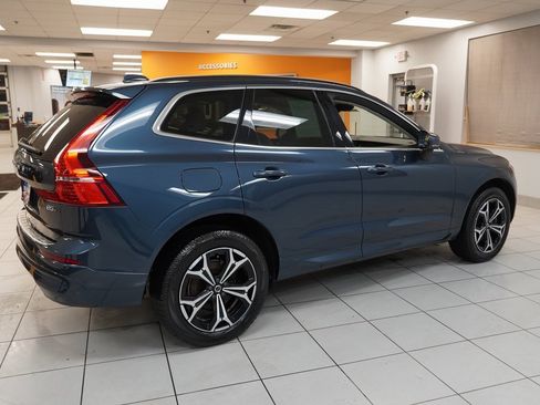 Used 2020 Volvo XC90 T6 Momentum image 14