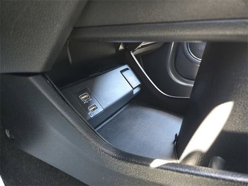 Used 2022 Honda HR-V EX image 17