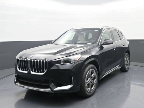 New 2026 BMW X1 xDrive28i w/ Technology Package AWD/4WD image 1