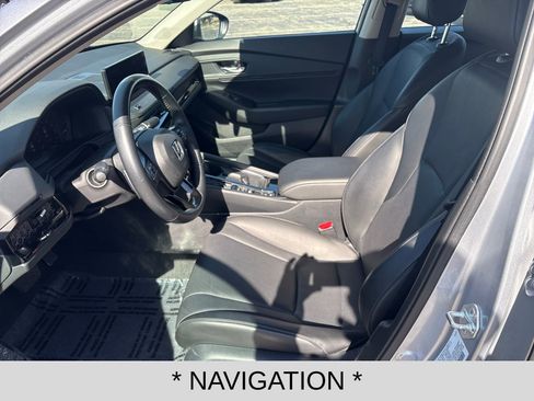Used 2023 Honda Accord EX-L image 9
