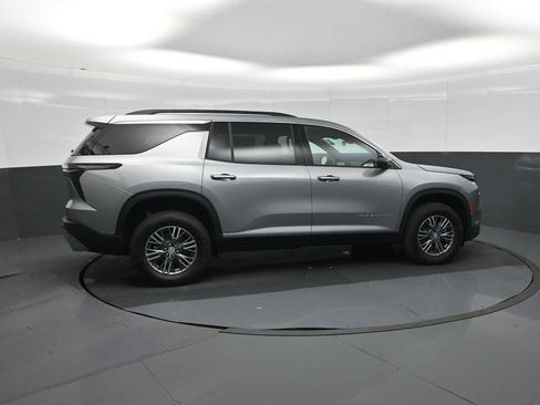 New 2026 Chevrolet Traverse LT AWD/4WD image 9