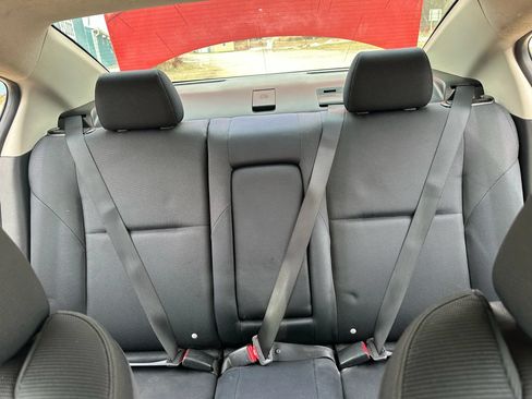 Used 2010 MAZDA MAZDA3 s Sport FWD image 17