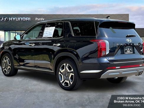 Certified 2025 Hyundai Palisade Limited image 7