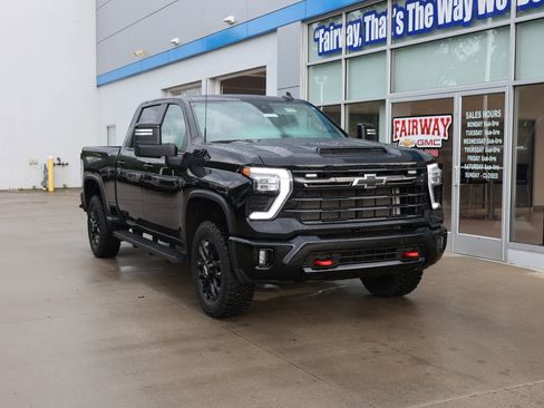 Certified 2025 Chevrolet Silverado 2500 LT w/ Trail Boss Package AWD/4WD image 2