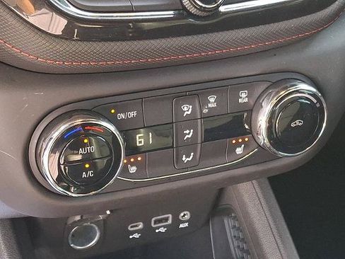 Used 2023 Chevrolet TrailBlazer RS w/ Convenience Package AWD/4WD image 16