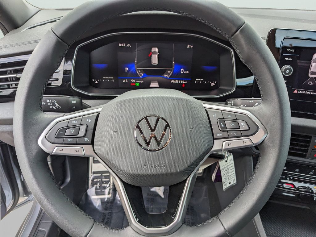 Used 2026 Volkswagen Jetta Sport FWD image 33