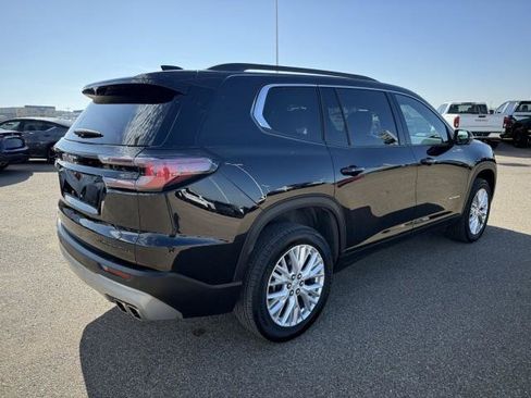 Used 2024 GMC Acadia Elevation image 8