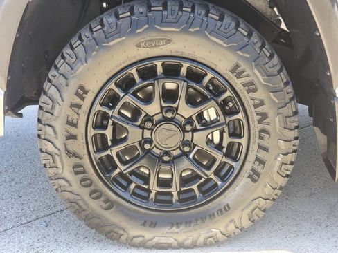 Used 2025 Toyota Tundra SR5 image 11