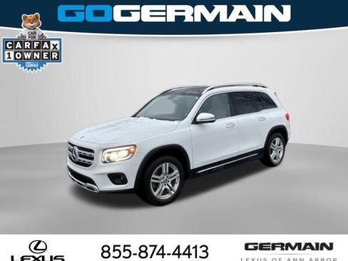 Used 2022 Mercedes-Benz GLB 250 4MATIC image 1