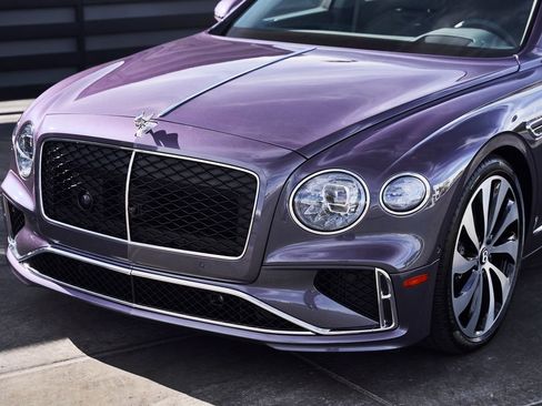 Used 2026 Bentley Flying Spur Plug-In Hybrid AWD/4WD image 6