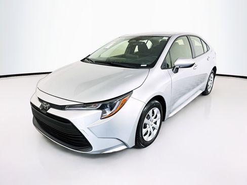 Used 2023 Toyota Corolla LE FWD image 7