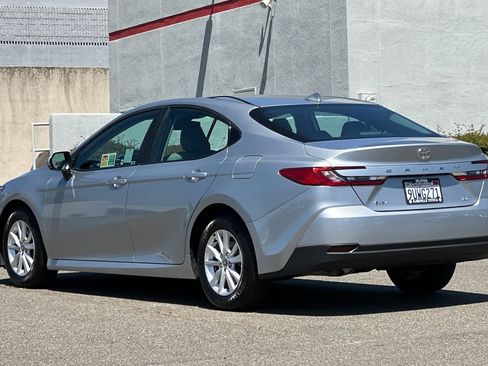 Certified 2025 Toyota Camry LE w/ Convenience Package FWD image 7