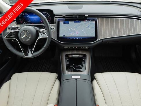 Used 2025 Mercedes-Benz E 350 4MATIC Sedan image 22