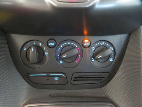 Used 2016 Ford Transit Connect XL image 39