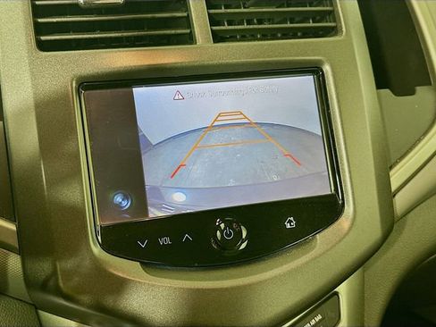 Used 2015 Chevrolet Sonic LT image 14